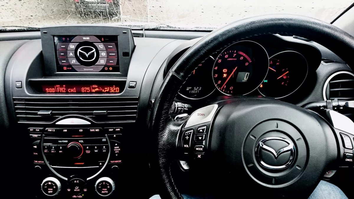 Mazda rx8 монитор
