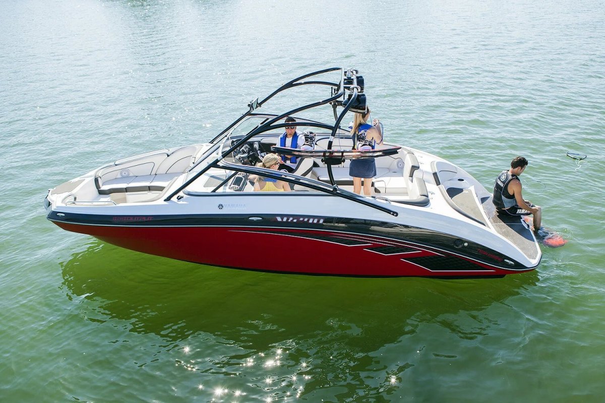 Скоростной катер Ямаха