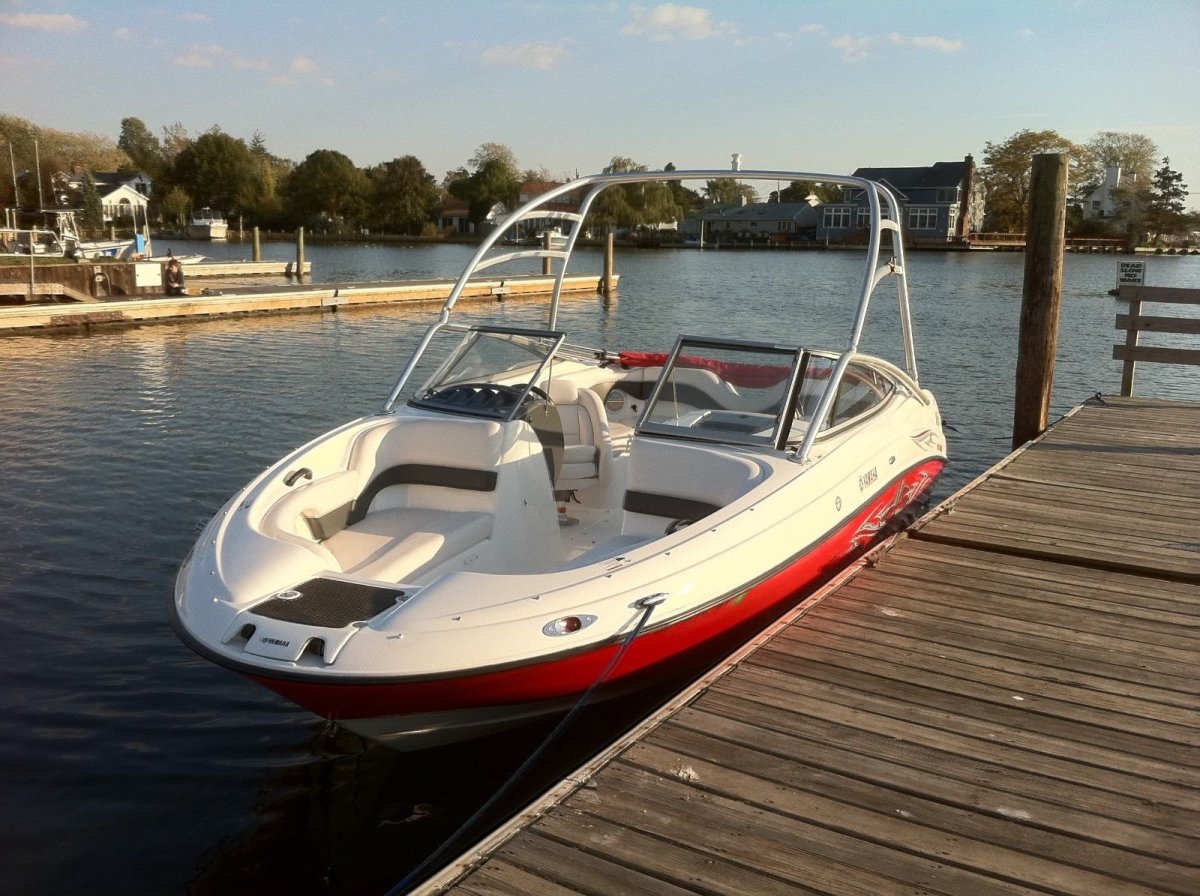 Yamaha Boat