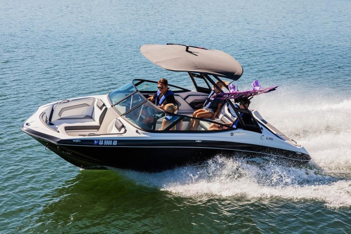 Катер Ямаха 195