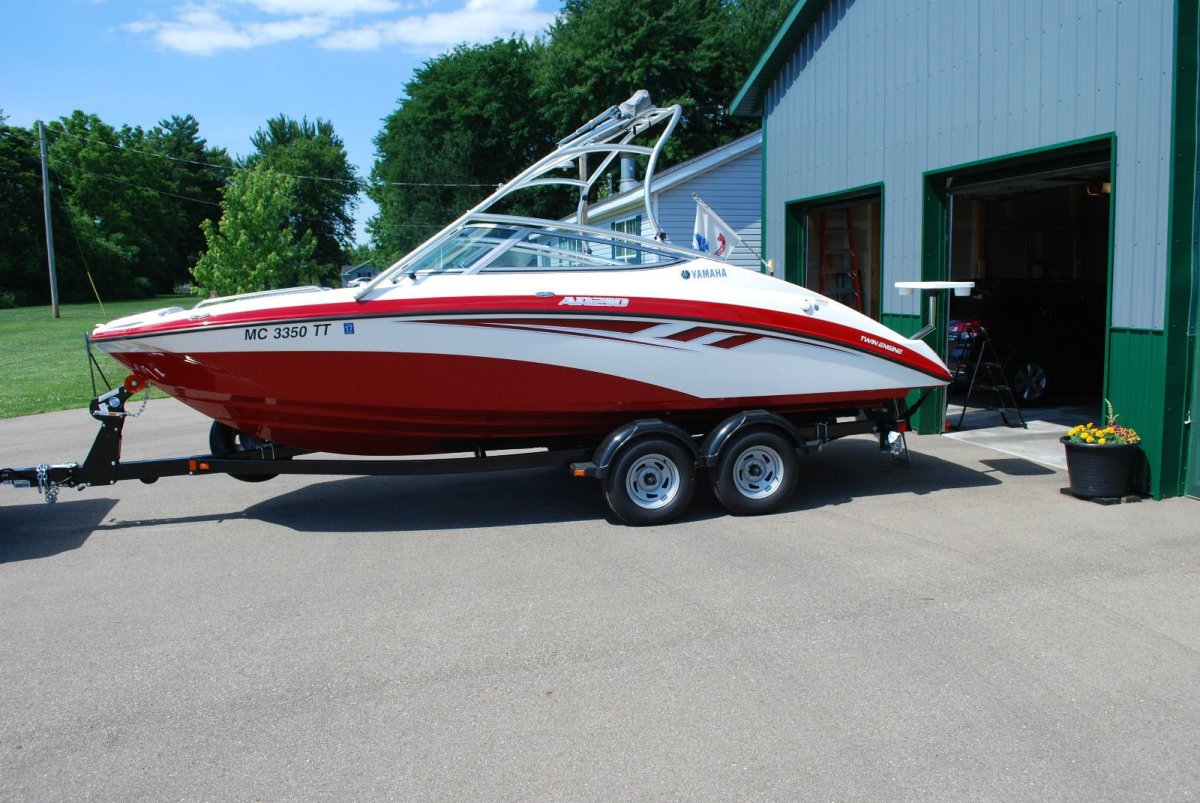 Катер Yamaha ar240