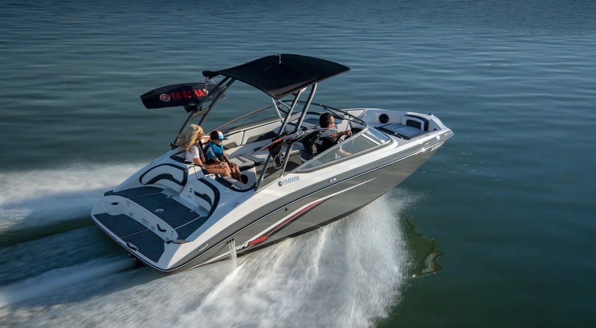 Катер Yamaha 2019