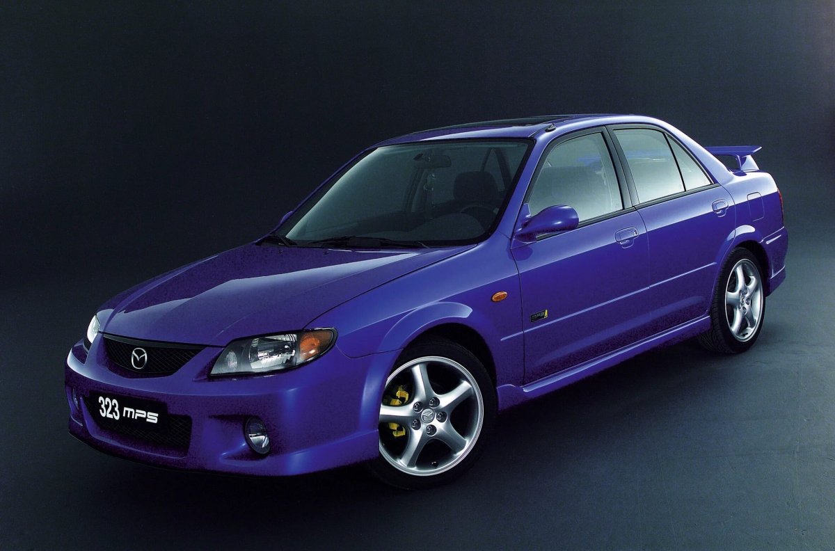 Mazda 323 familia