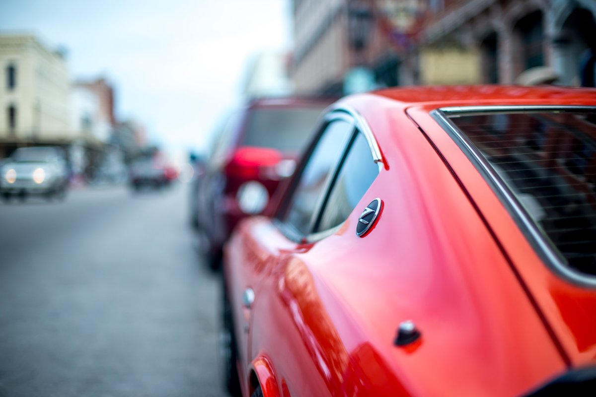 Автомобиль на улице