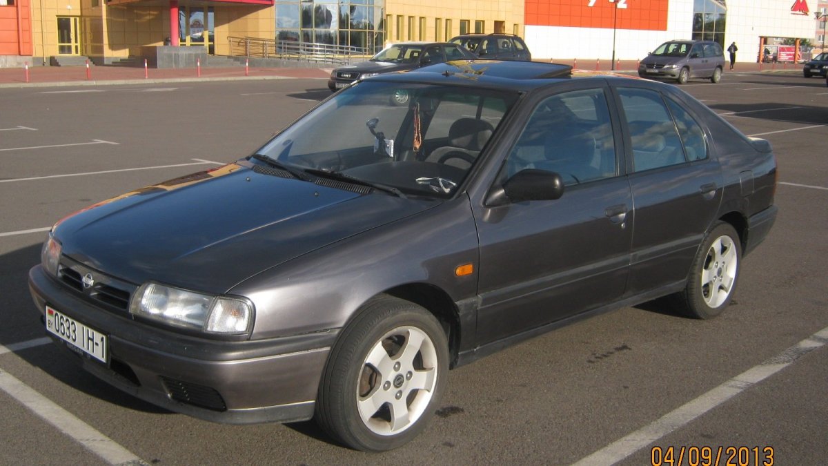 Nissan primera p10 2.0 SLX 1995