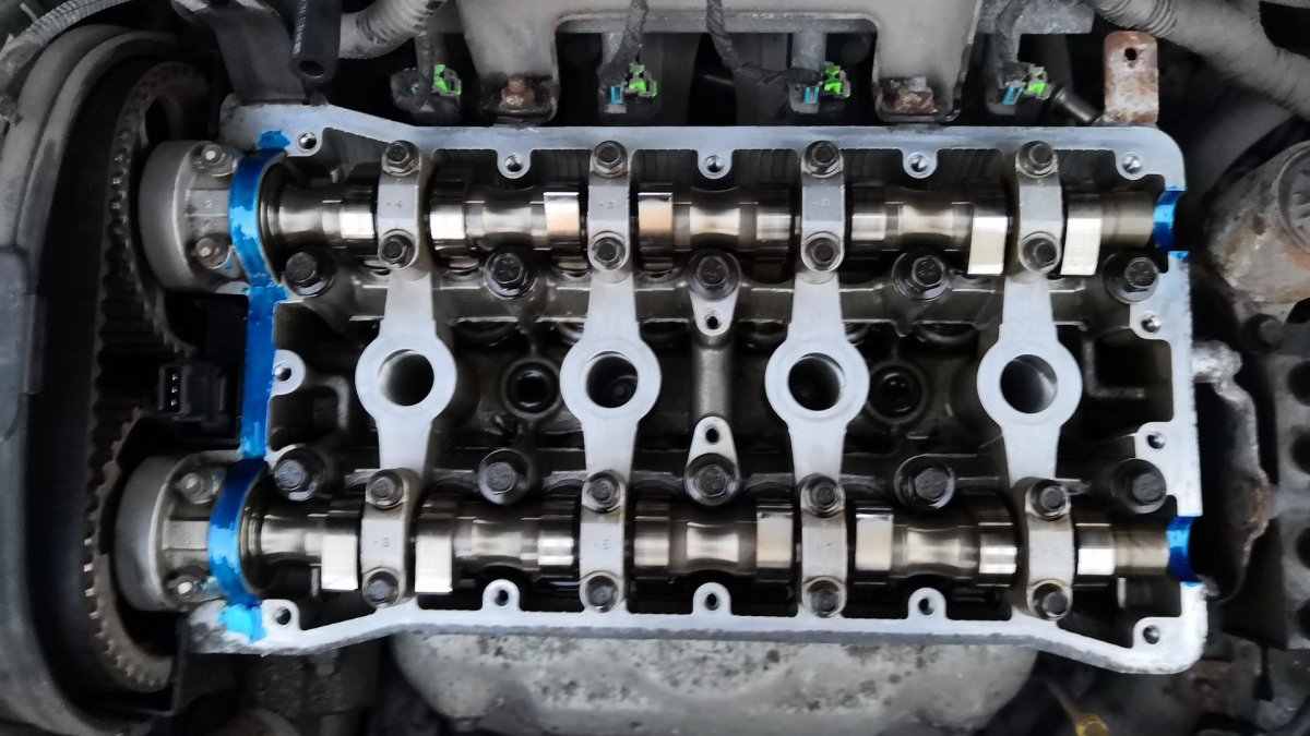 Крышки распредвалов Chevrolet Aveo 1.6 .