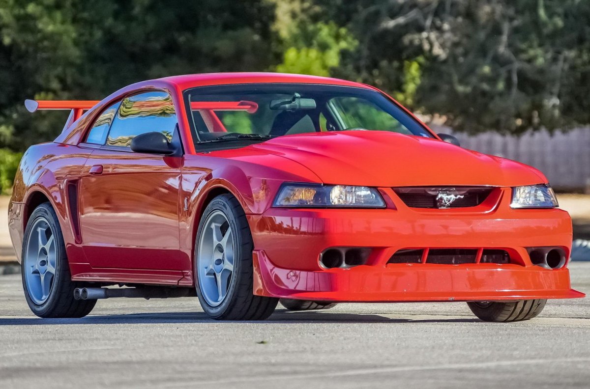 Ford Mustang Cobra r