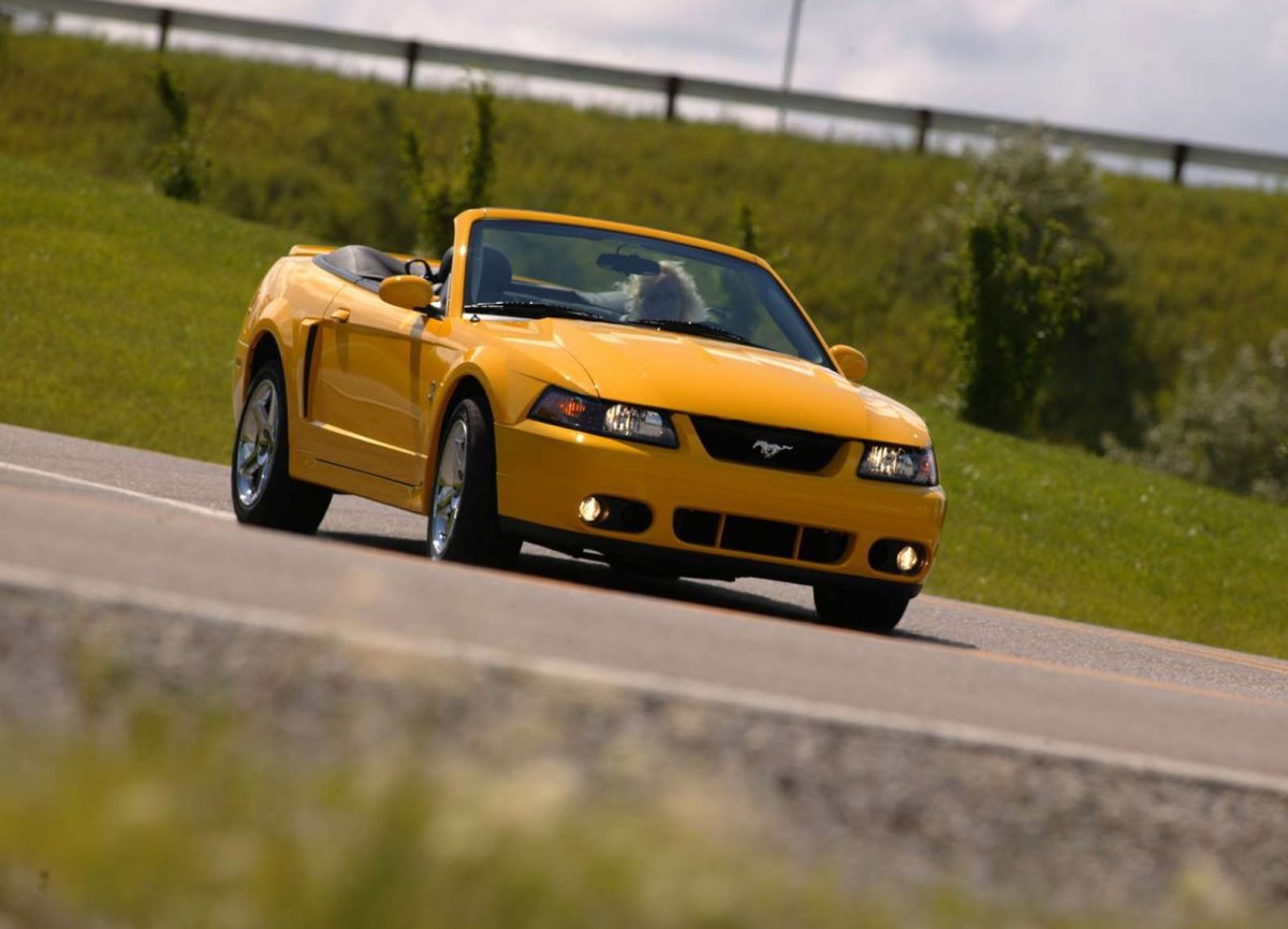 Форд Мустанг 4 Кобра