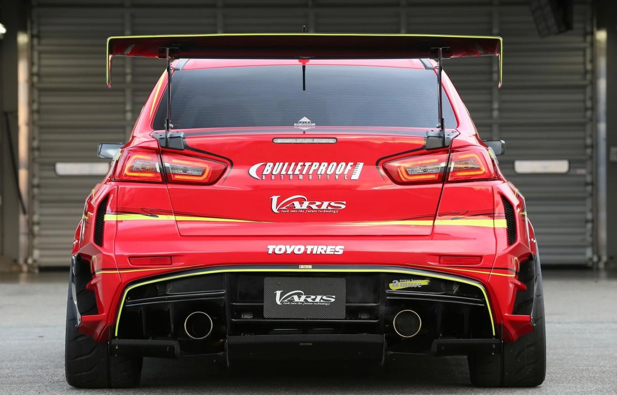 Mitsubishi EVO 10 varis 2