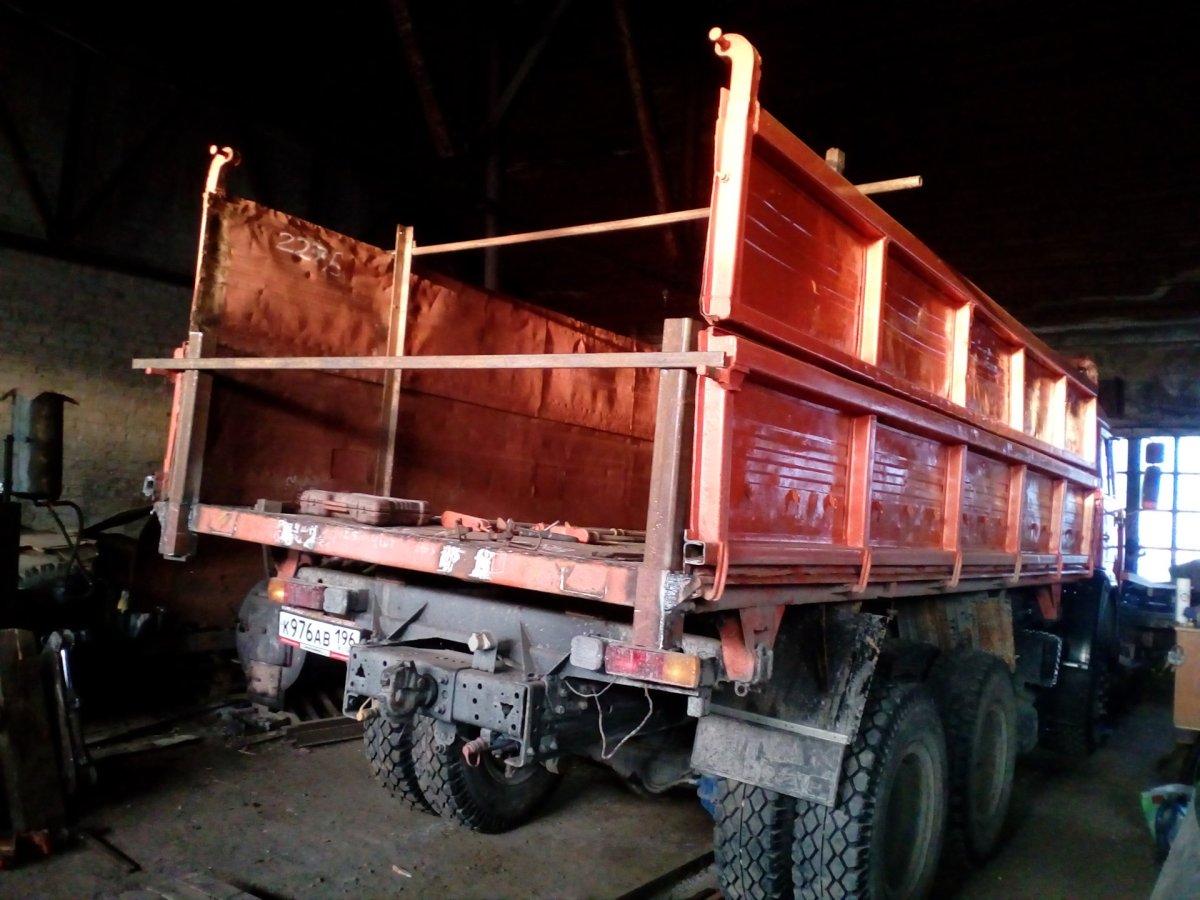 Борт КАМАЗ 55102 сельхозник