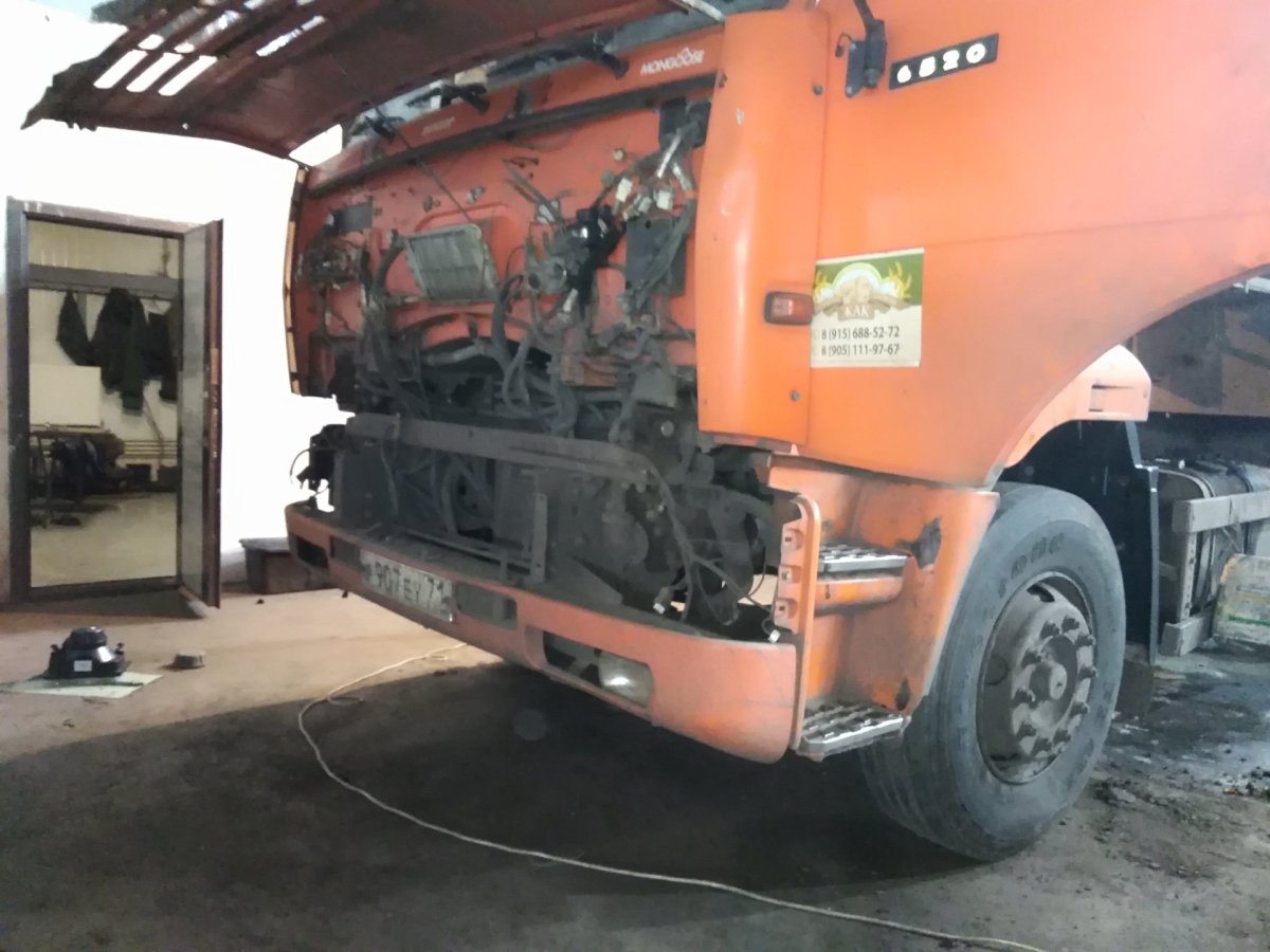 Крепление фары КАМАЗ 6520