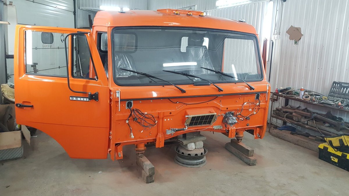 Кабина КАМАЗ 55111