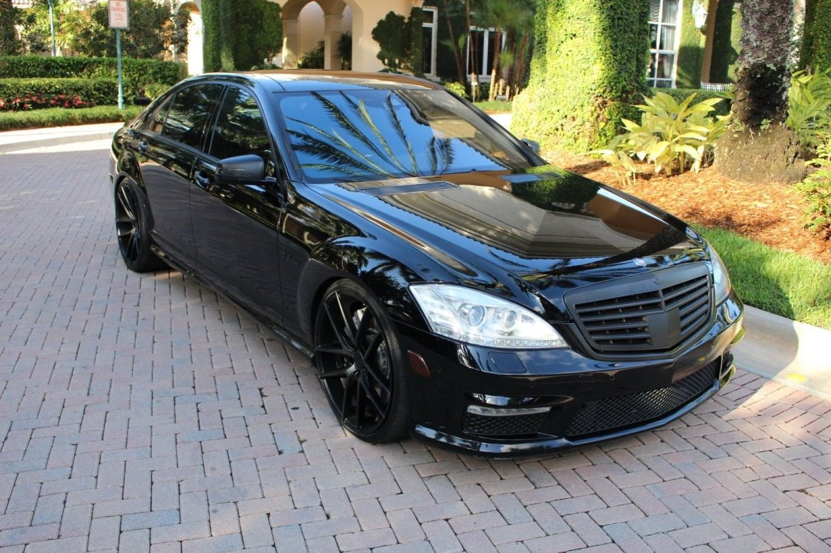 Мерседес 221 АМГ