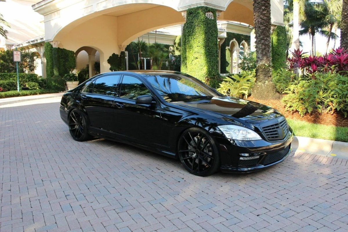 Мерседес s63 221