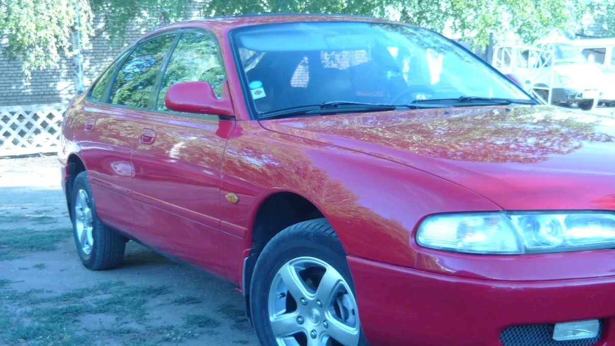 Мазда Кронос