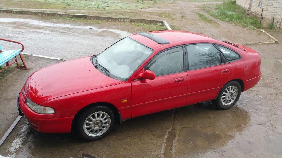 Мазда Кронус