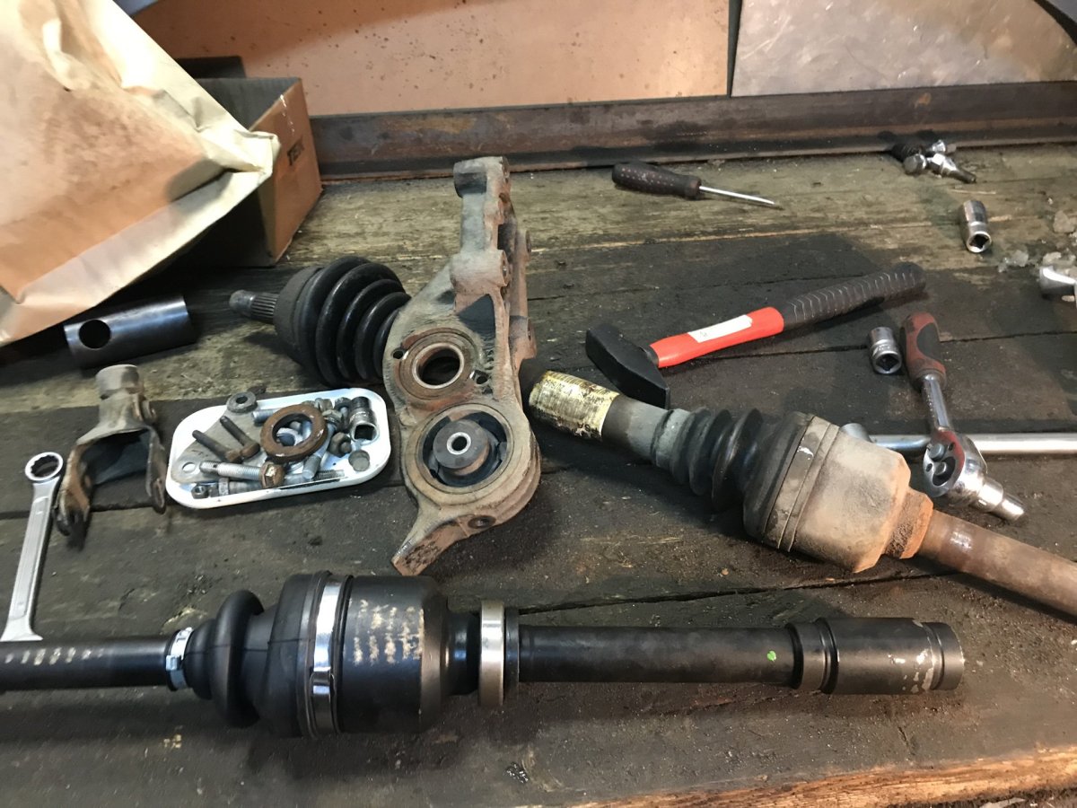 Правый привод Пежо 307