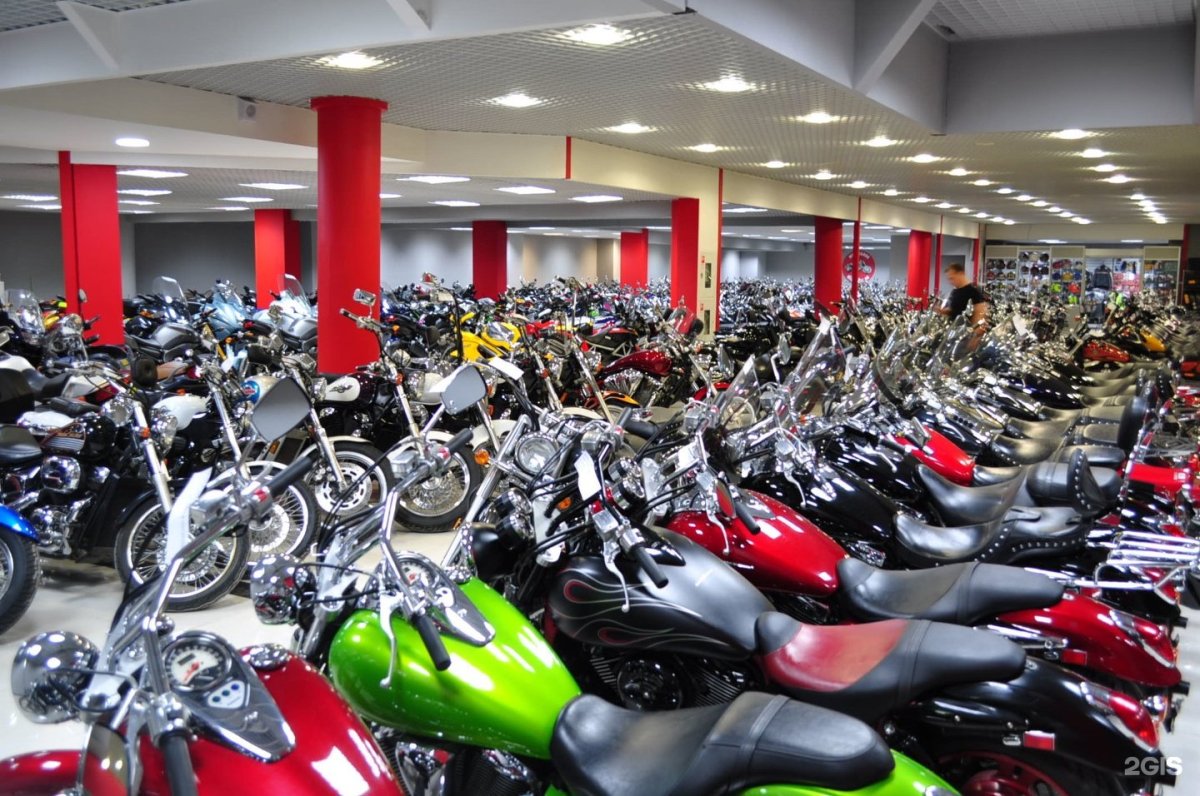 Мотосалон на Авиамоторной Мегамото