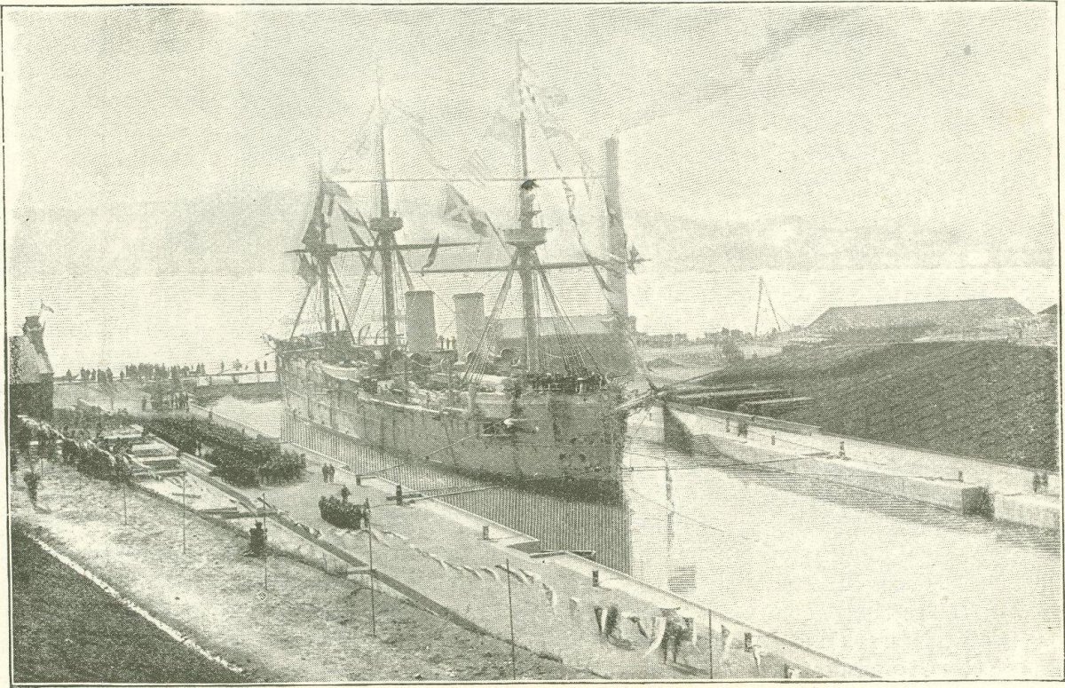 Крейсер Паллада в порт Артуре