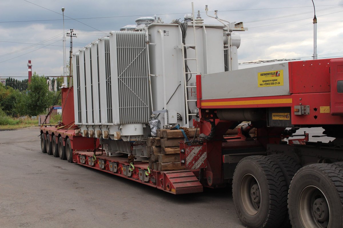 Трал для перевозки оборудования