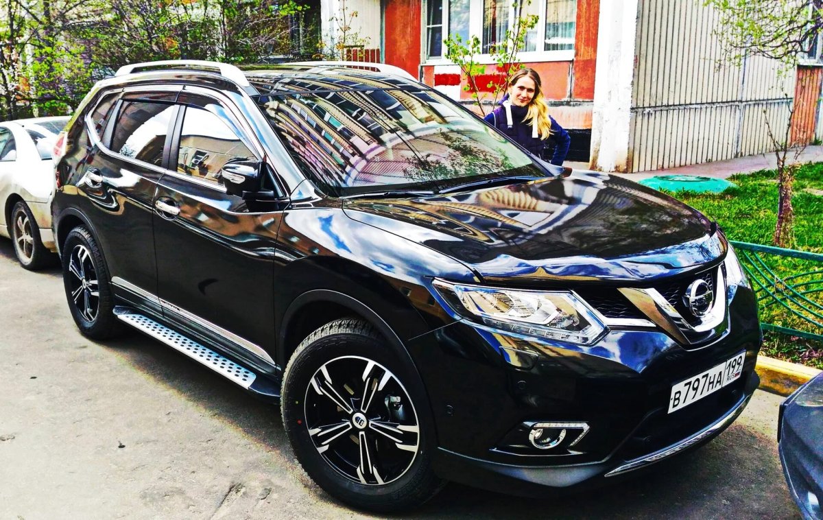 Ниссан х-Трейл т32 черный