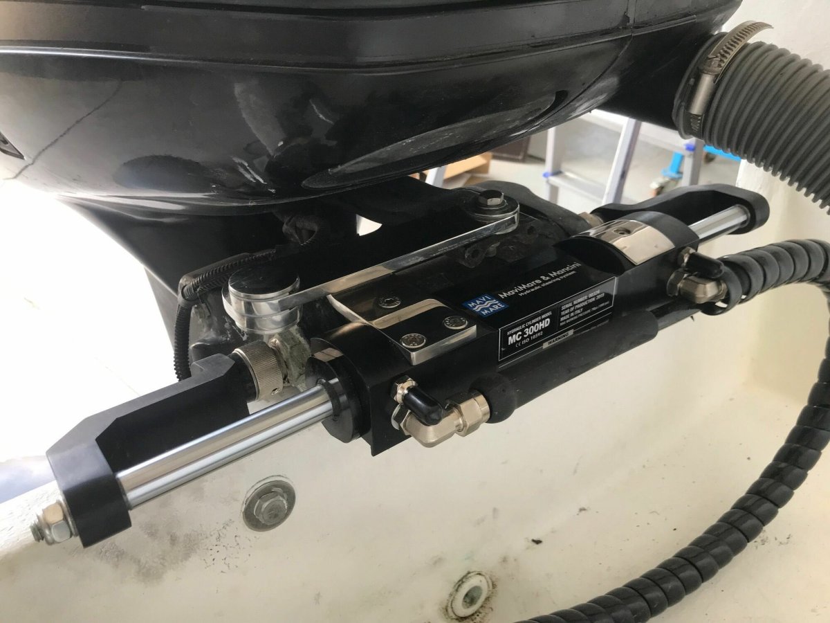 Гидравлическое рулевое управление Mercury подвесного мотора до 300 л/с