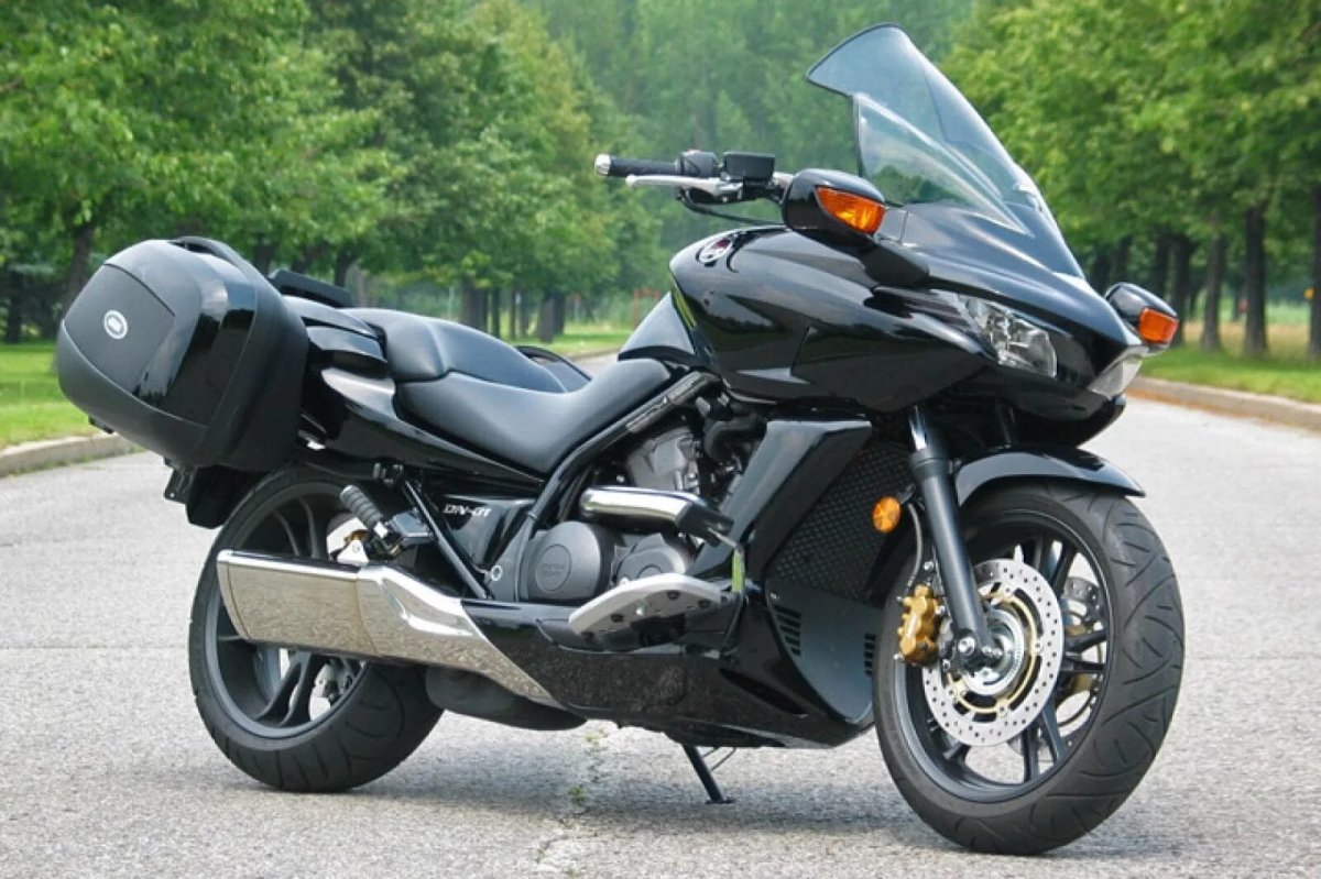 Мотоцикл Хонда DN-01