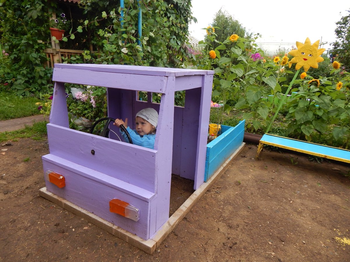 Домик в детский сад на площадку