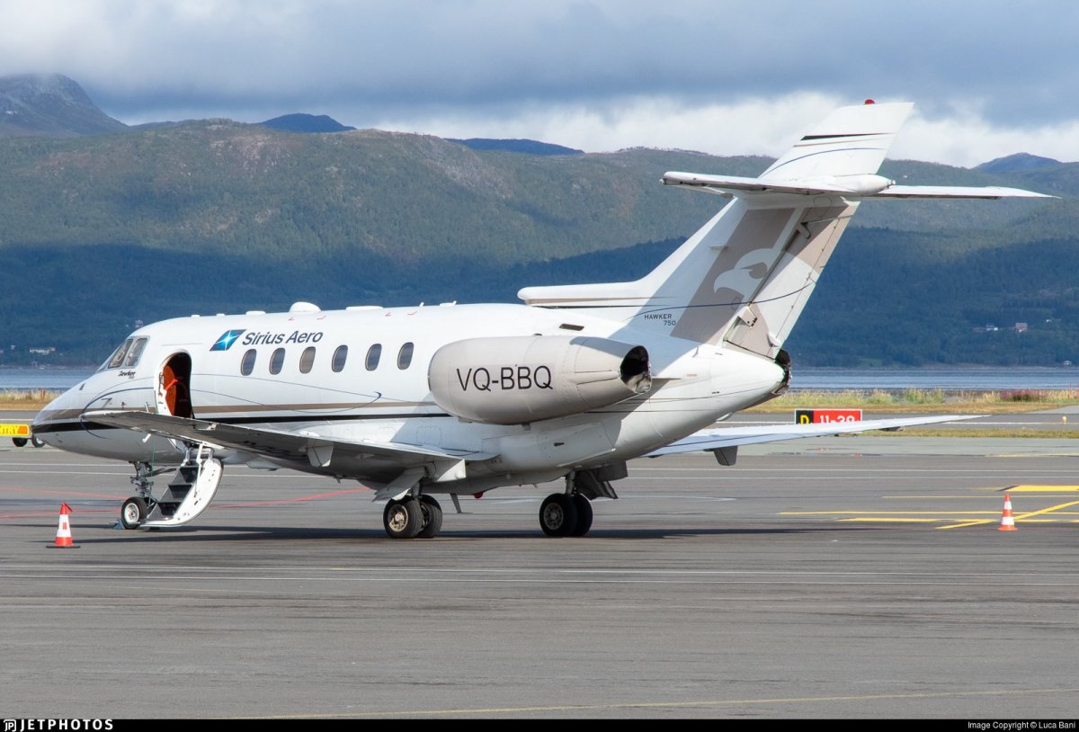 Hawker 750