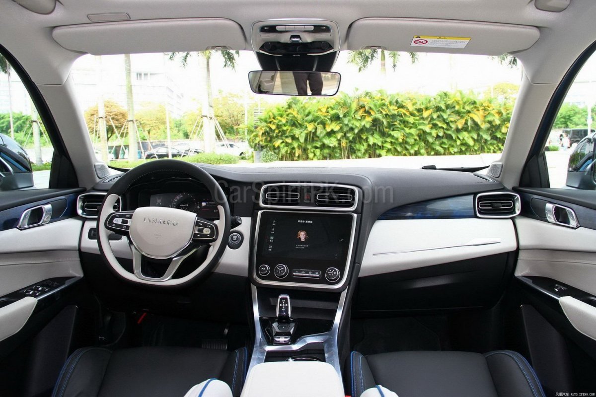 Кроссовер Lynk &amp; co 01