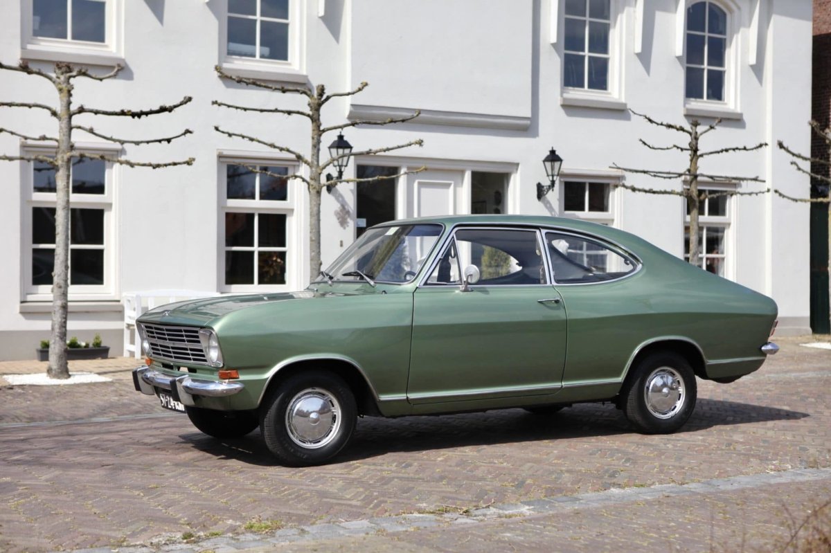 Опель первые модели