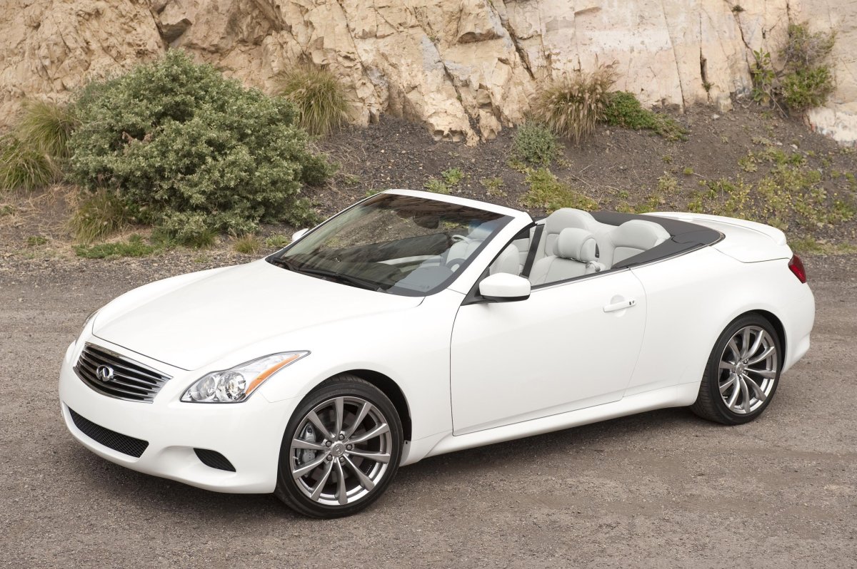 Infiniti g37 Convertible