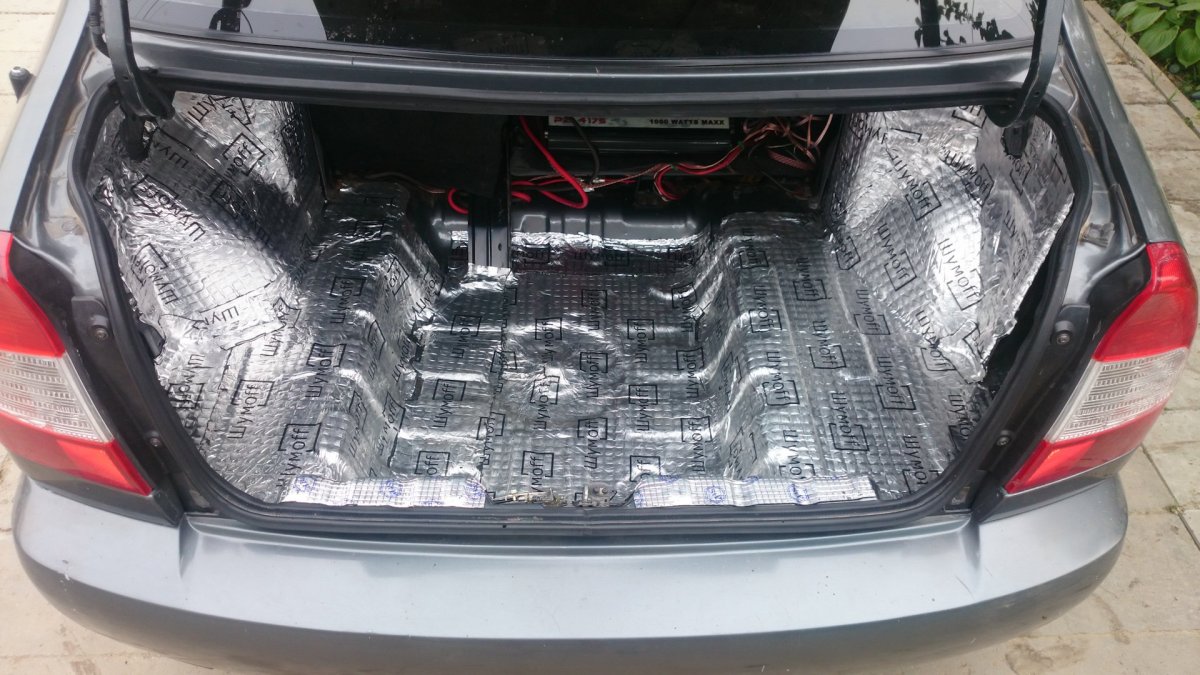 Шумоизоляция багажника Хендай акцент