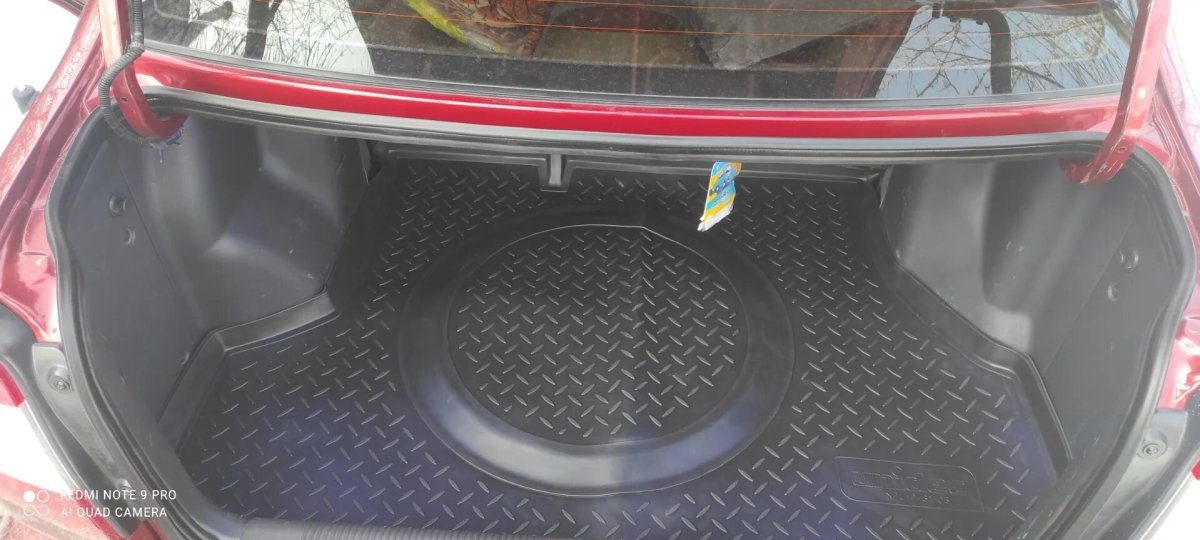 Коврик в багажник Hyundai Accent