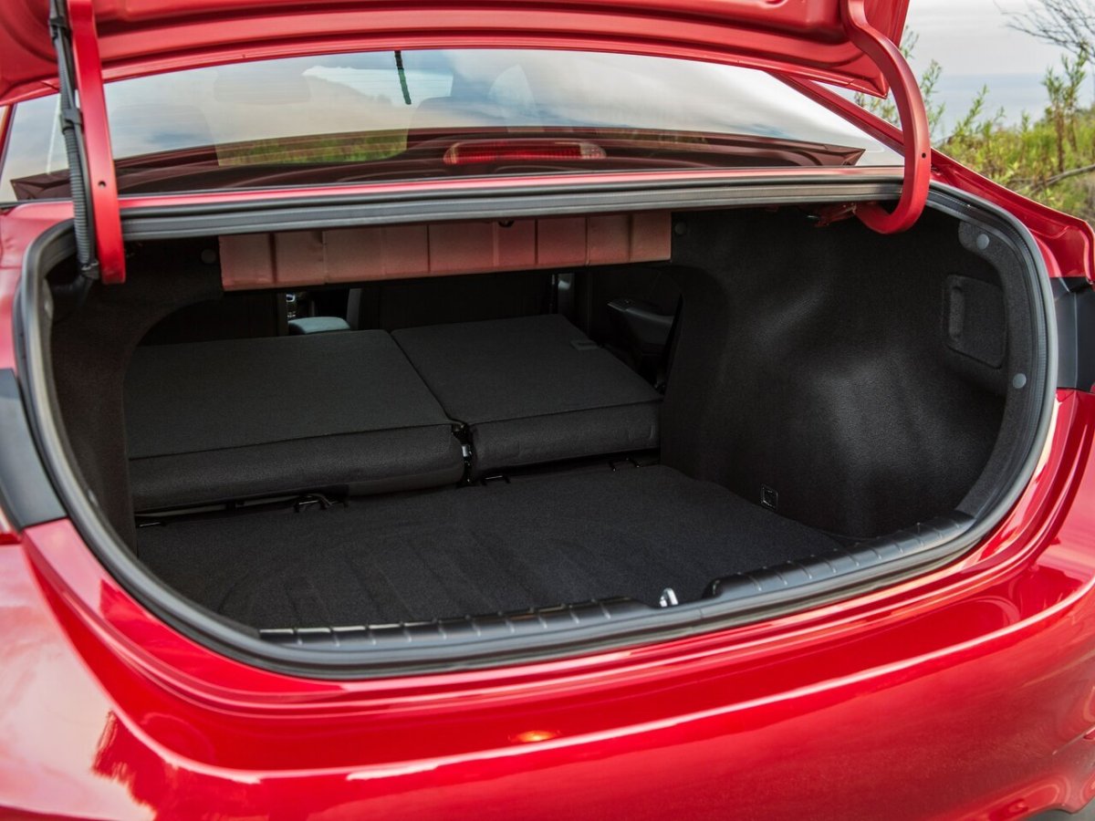 Hyundai Accent 2017 багажник