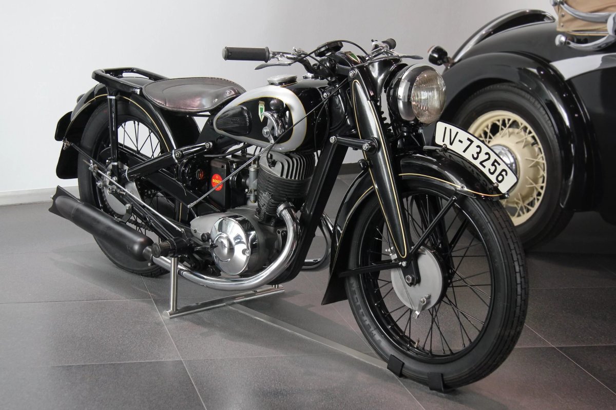 Мотоцикл DKW nz-350.
