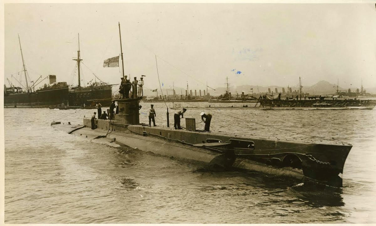 Подводная лодка 1915