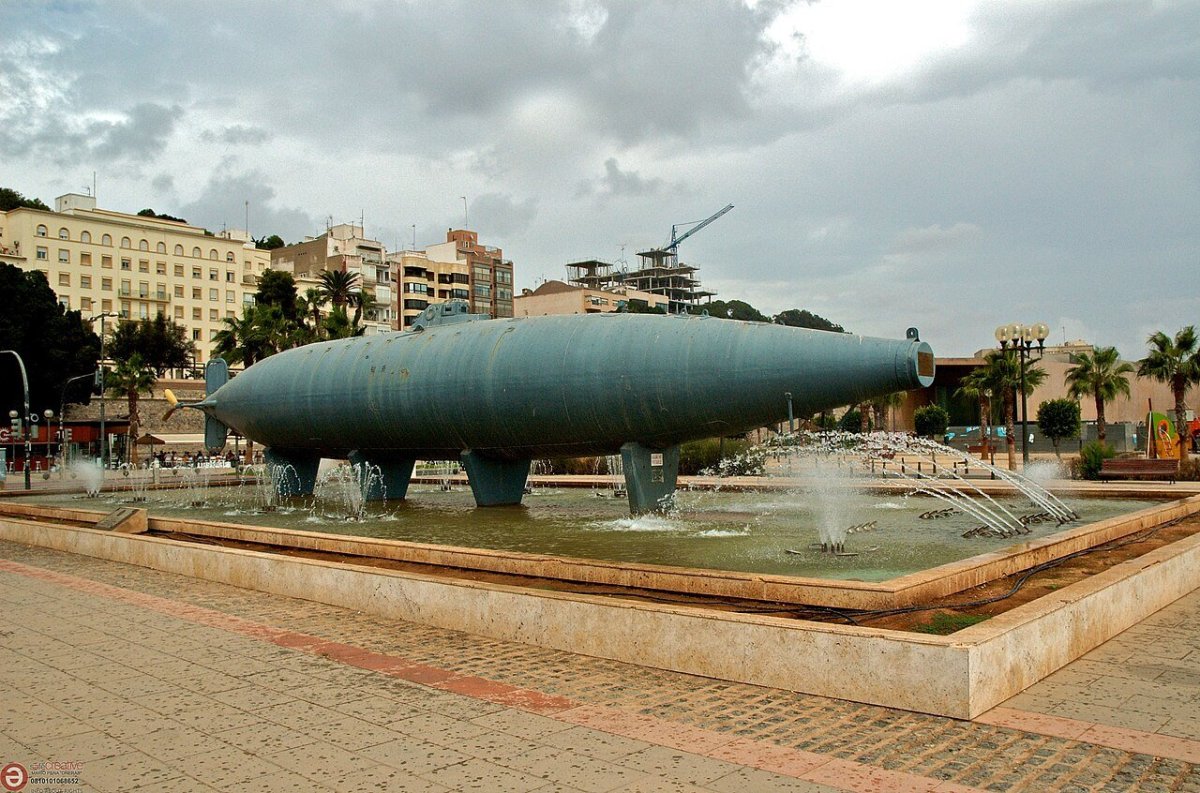 Испанская подводная лодка "пераль"