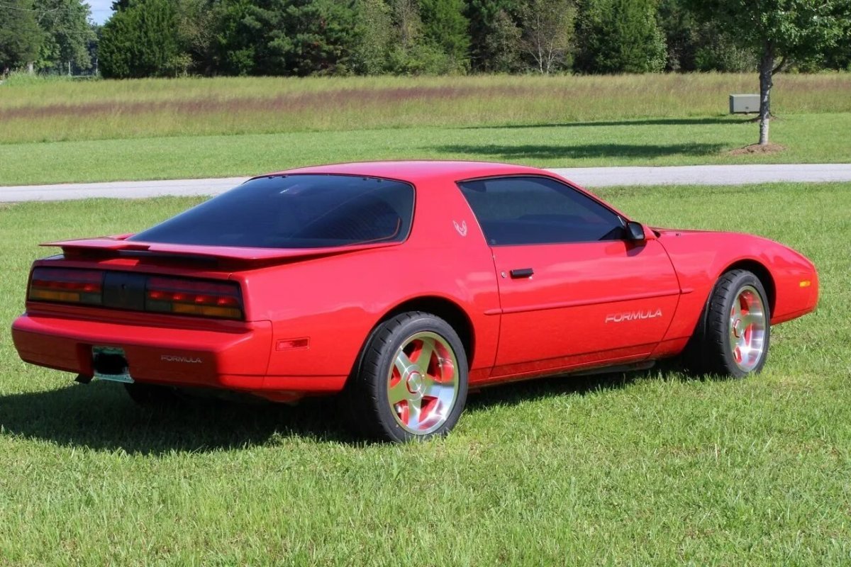 Понтиак Фаерберд 1993