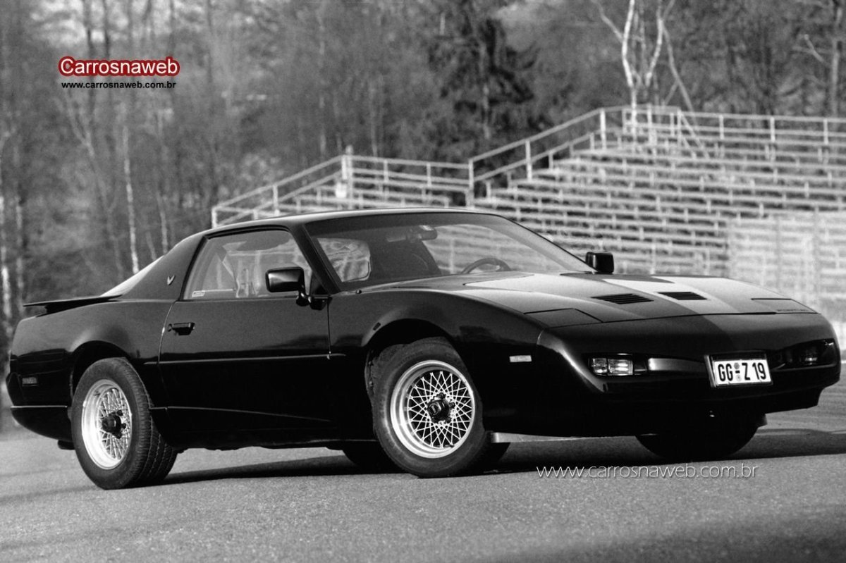 Pontiac Firebird 1982