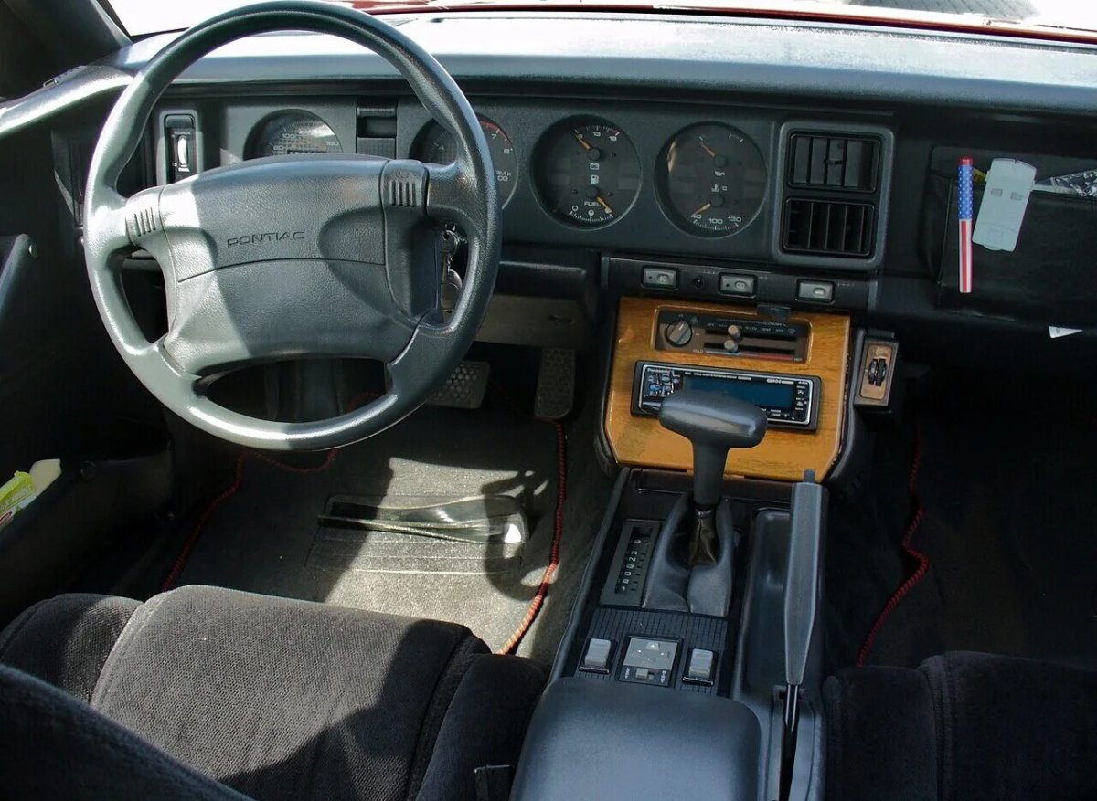 1992 Pontiac Firebird Interior