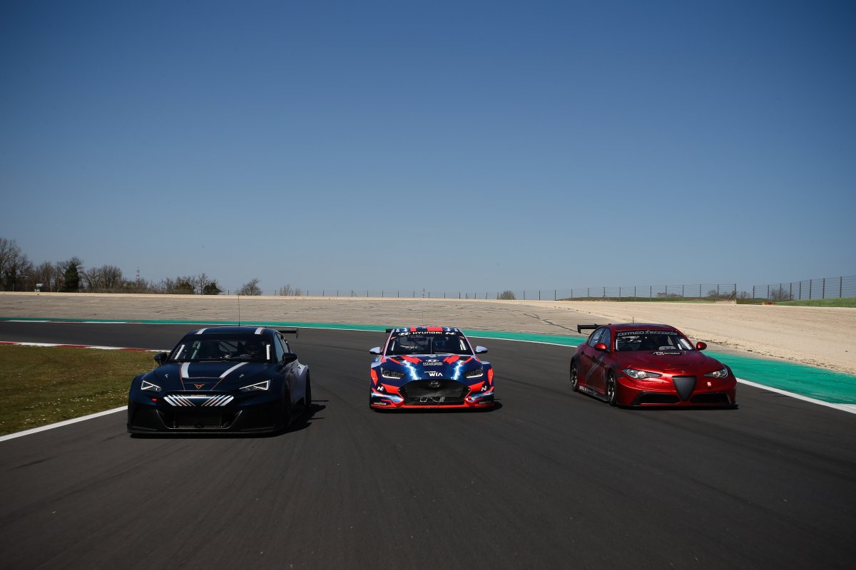 Гонка электромобилей