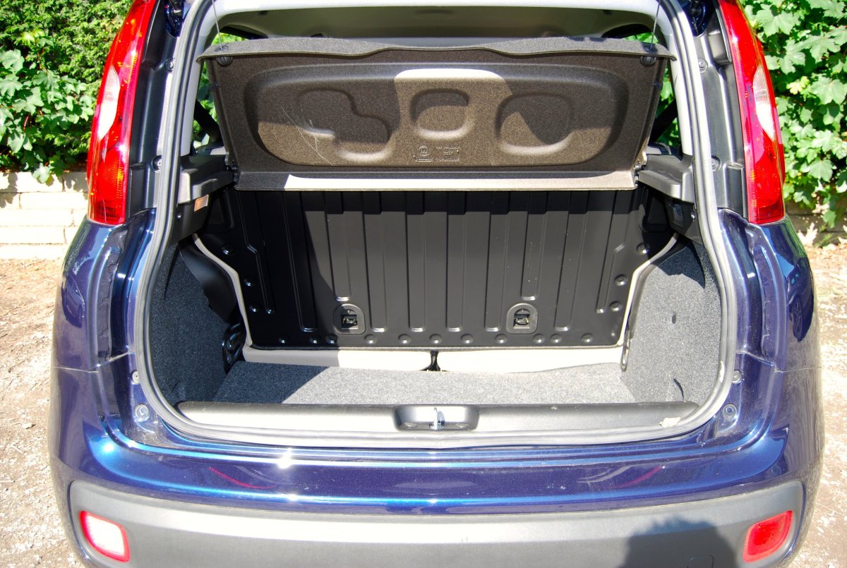 Fiat 500 Hybrid багажник