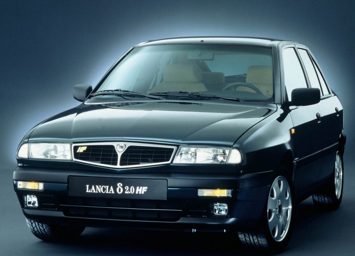 Lancia Delta 2 поколение