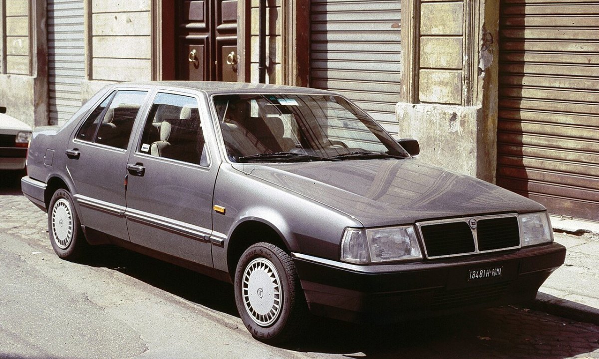 Lancia Thema 1990