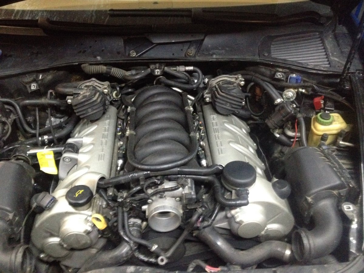 Термостат Порше Кайен 4.8