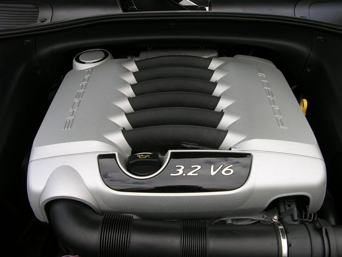 Porsche Cayenne 3,2 v6
