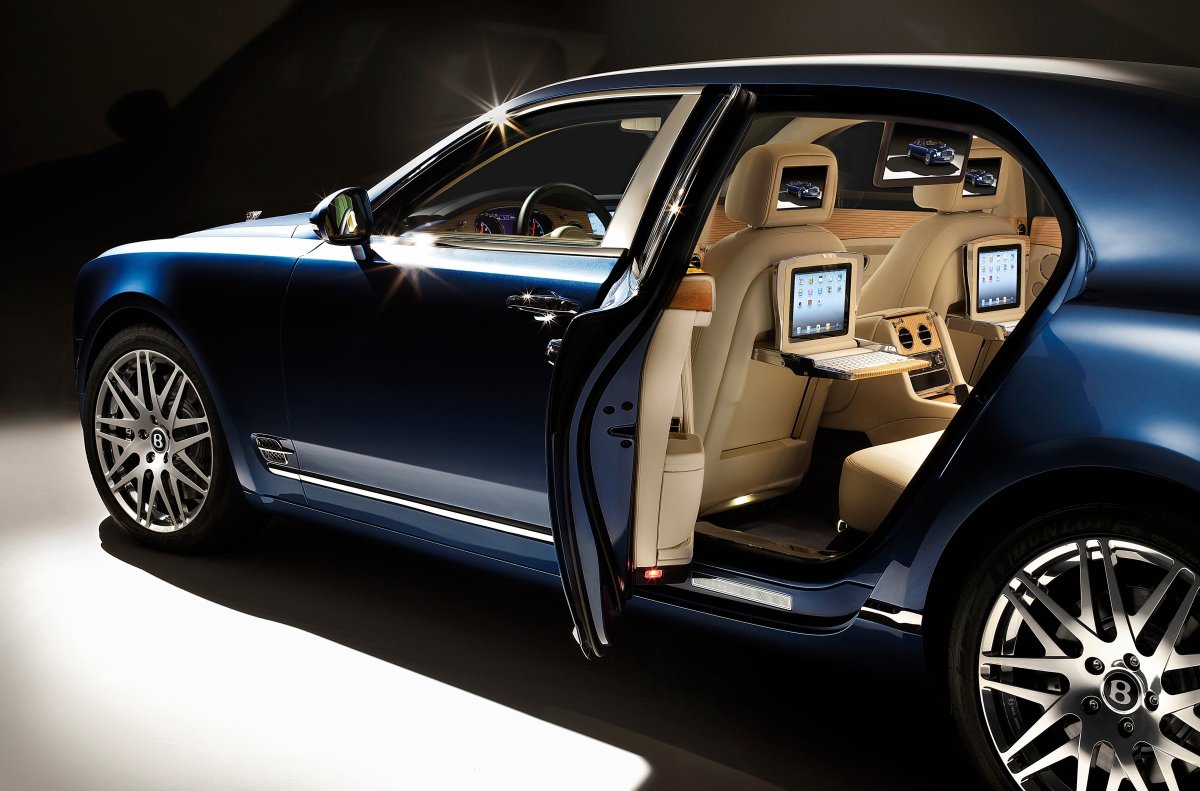 Машина Bentley Mulsanne