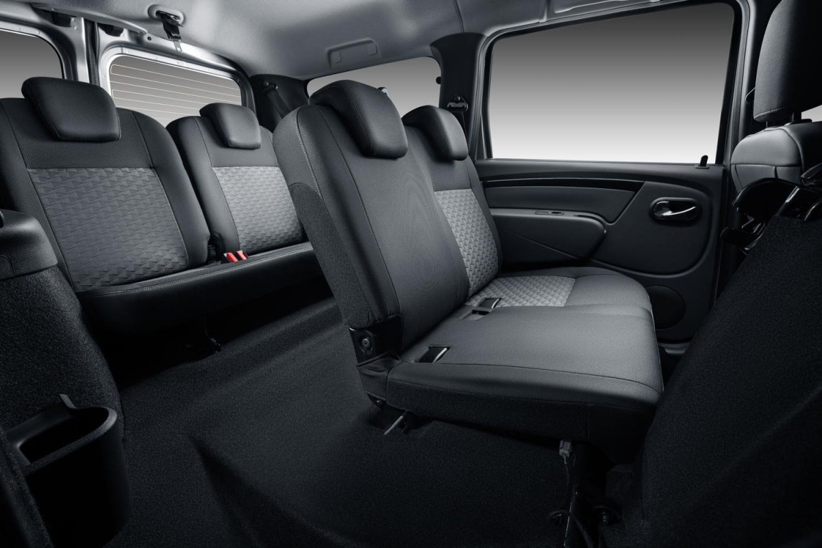 Лада Ларгус 7 мест